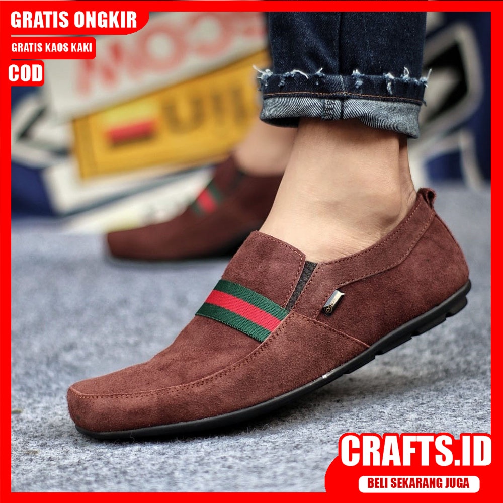 CRAFTS X YOMI Sepatu Slip on Pria Sepatu Pria Casual Kulit Asli Suede Sepatu Kerja Kantor Kondangan Cowo/Cowok Sepatu Kasual Santai Gaya Keren Kekinian Terbaru Murah Terlaris