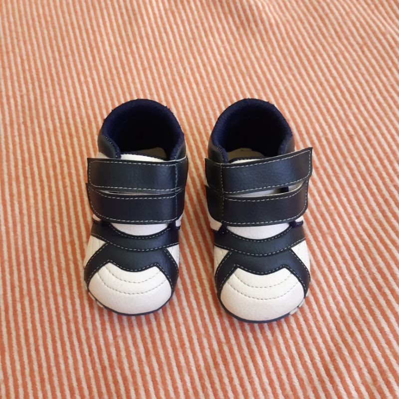 Preloved sepatu anak eco kids 1 thn