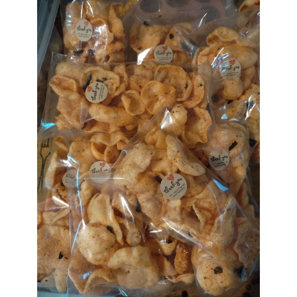 

kerupuk pedas daun jeruk