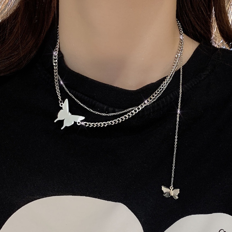 Kalung Rantai Klavikula Model Double Layer Desain Butterfly Gaya Hip Hop Untuk Aksesoris