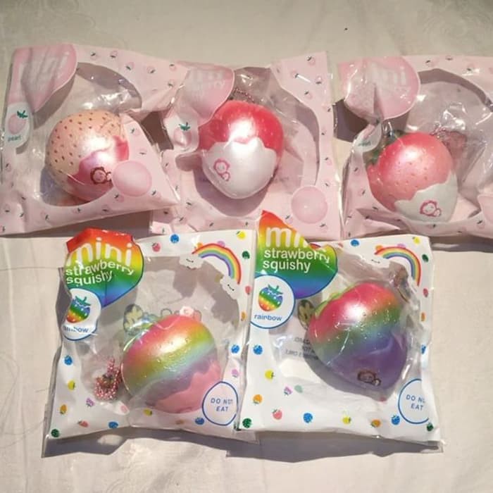 Soft And SlowRise Squishy Mini PUNI MARU MINI STRAWBERRY: Pearl & Rbw