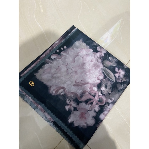 Buttonscarves Hydrangea Preloved