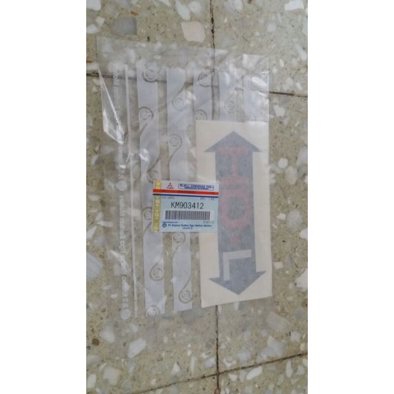 stiker HDL canter turbo original mitsubisi harga 1biji HDL aja