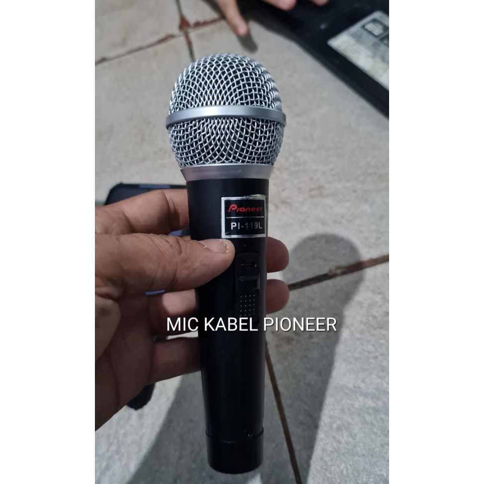 G618 PIONEER PIONNER PIONER BEST SOUND MIC KABEL KARAOKE LEGENDARY DYNAMIC MIKROPON MIK MICROPHONE CARDIOID MIKROPHONE MEETING METING CABLE VOKAL ARTIS VOCAL AUDIO SOUND SISTEM PROFESIONAL PRO PENGERAS SUARA HIFI SUARA SENSITIF MC PIDATO SEMINAR CERAMAH A