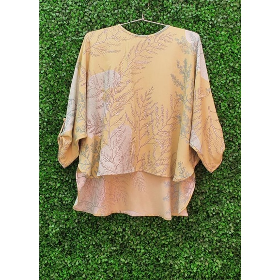 preloved ria miranda arnav top