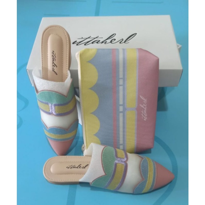 Ittaherl Gio Unicorn Blush Slipper + Pouch sz 40 (iklan katnis, tom and jerry, love letter, mermaid)