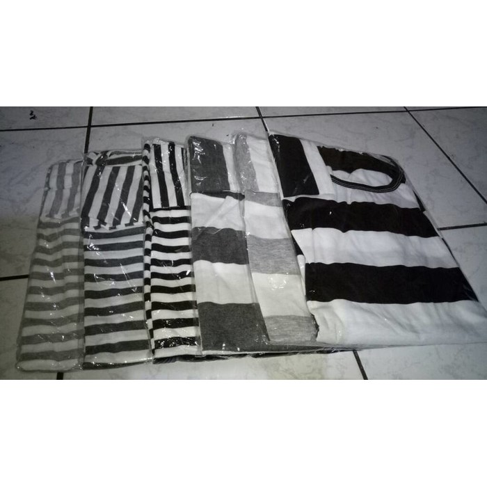 PROMO   Stripe tee XL ( Jumbo ) /Atasan wanita / kaos belang