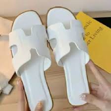 Kharisma Sandal Wanita Keteplek Polos H Putih