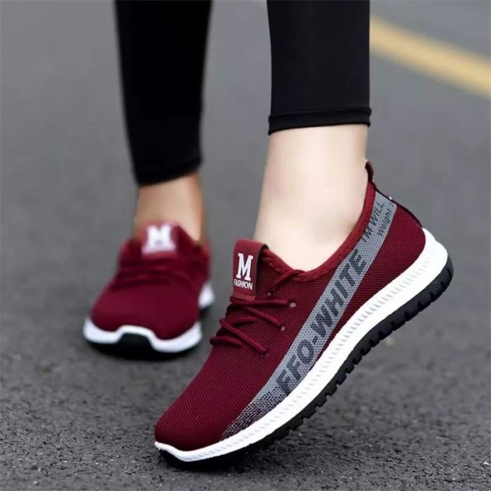 sepatu wanita sneaker olahraga cewek terbaru murah warna simple awet - Hitam, 37