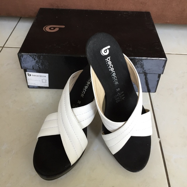 Preloved. Bocorocco shoes woman. 90% mulus.