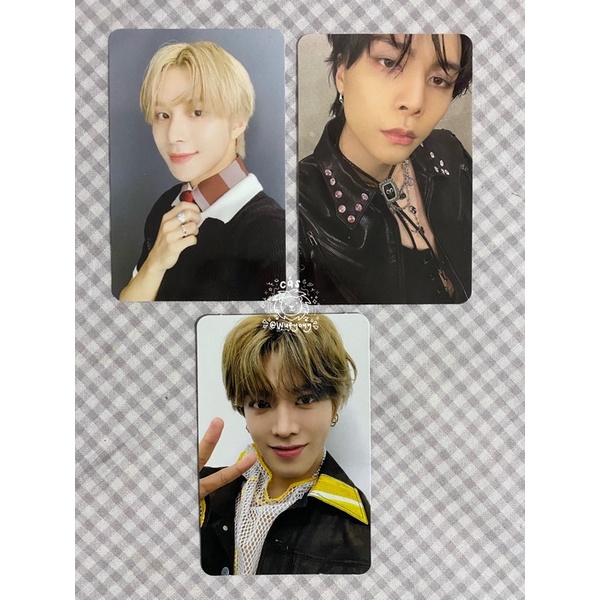 pc photocard jungwoo classic, jhonny sticker, yuta superhuman