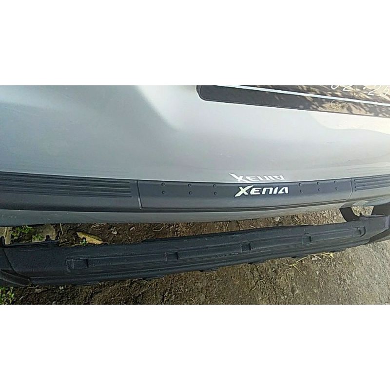 sill plate silplate belakang Daihatsu all new xenia 2012 sampai 2018  sill plate belakang plastik abs tempel 2018 2017 2016 2015 2014 2013