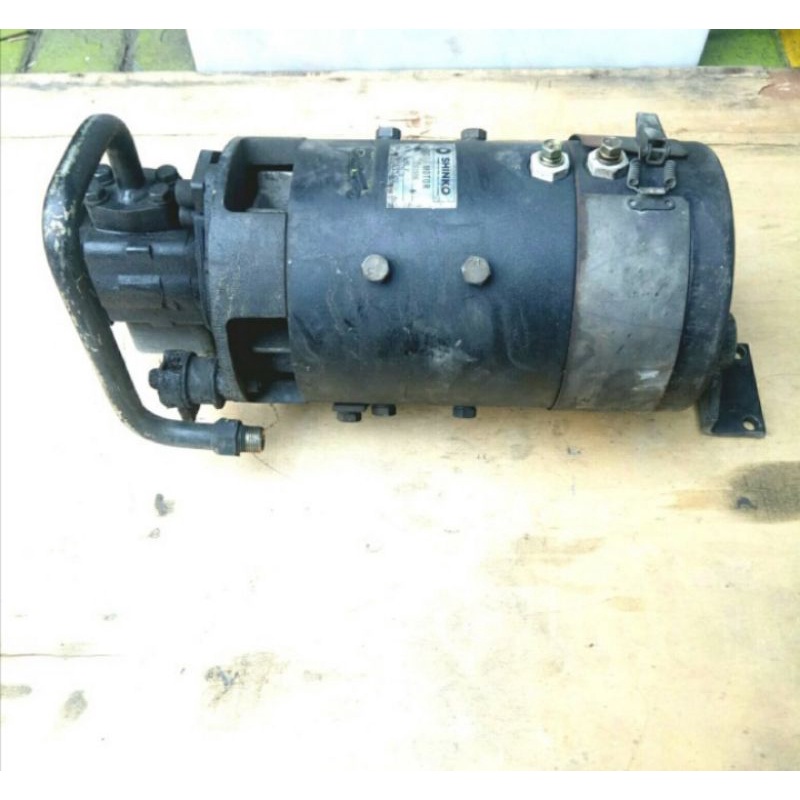 Oil Pump Dc Motor Shinko SY015RB 45V Ex Forklift