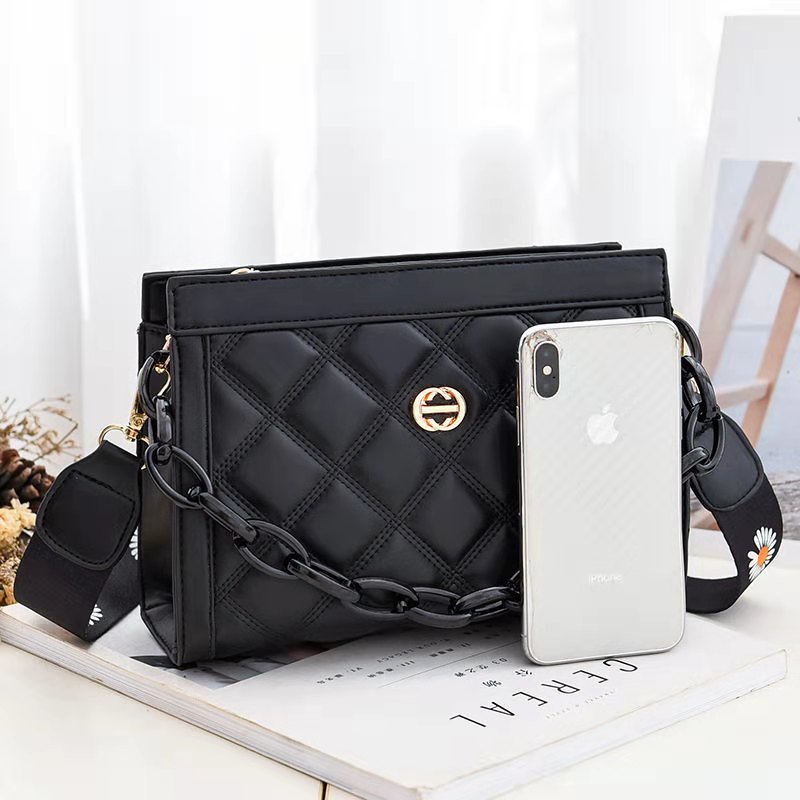 TFT AX20047 92722 AX722 R6391 (1 KG MUAT 2) Tas Selempang Wanita Import Elegant