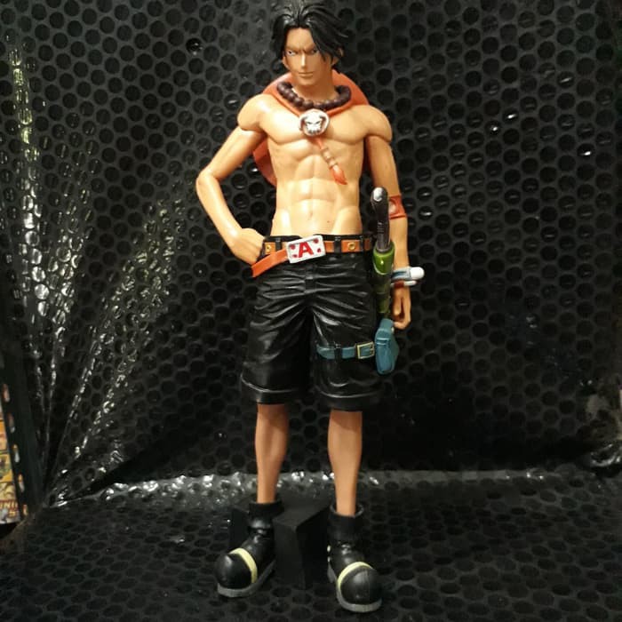 ITN - portgas D Ace Action figure one piece Grandista