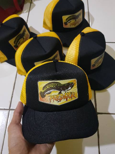 Topi mancing Strike Toman predator