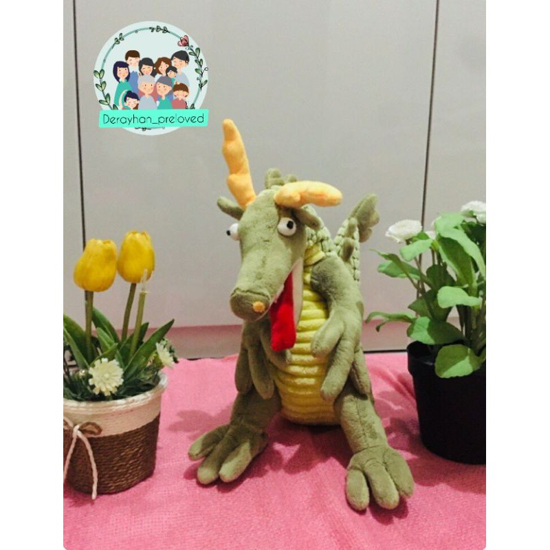 Boneka Naga