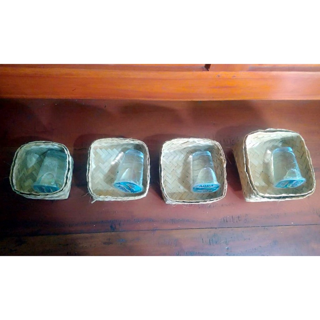 

Wikka Besek Kecil (Besek Mini) 10 12 13 14 15 16
