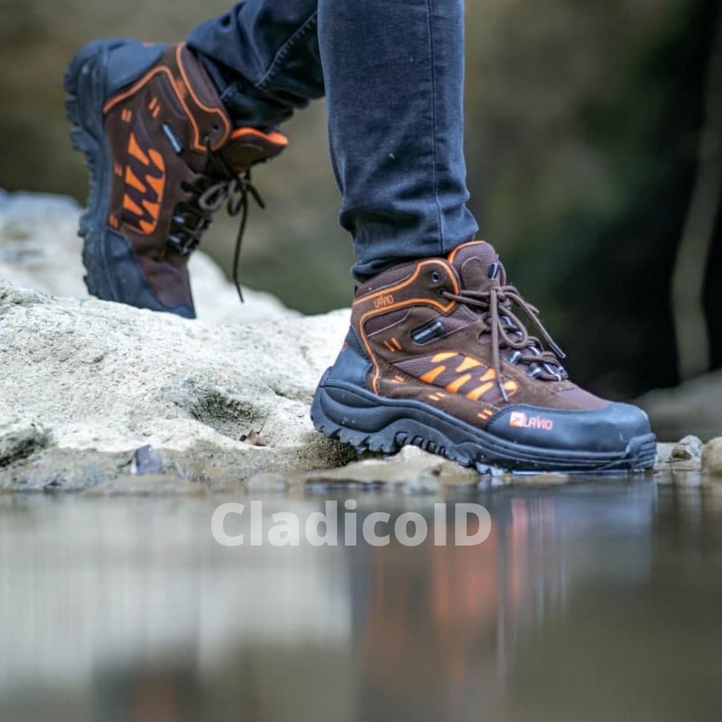 Sepatu Outdoor Pria Wanita Touring Olahraga Hiking Sol Karet Anti Slip Original High Quality Premium Spatu Olah Raga Cowo Sefty Shoes Ujung Besi