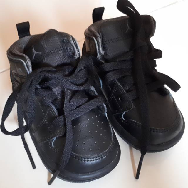 Nike air jordan baby size 4c original NEW