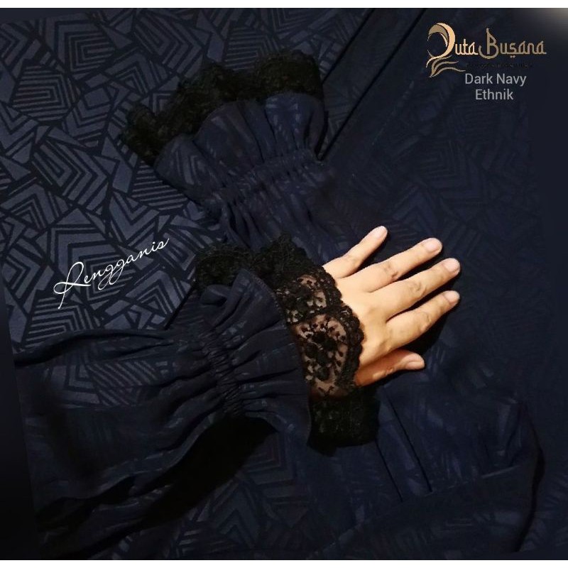 Set RENGGANIS by Duta Busana