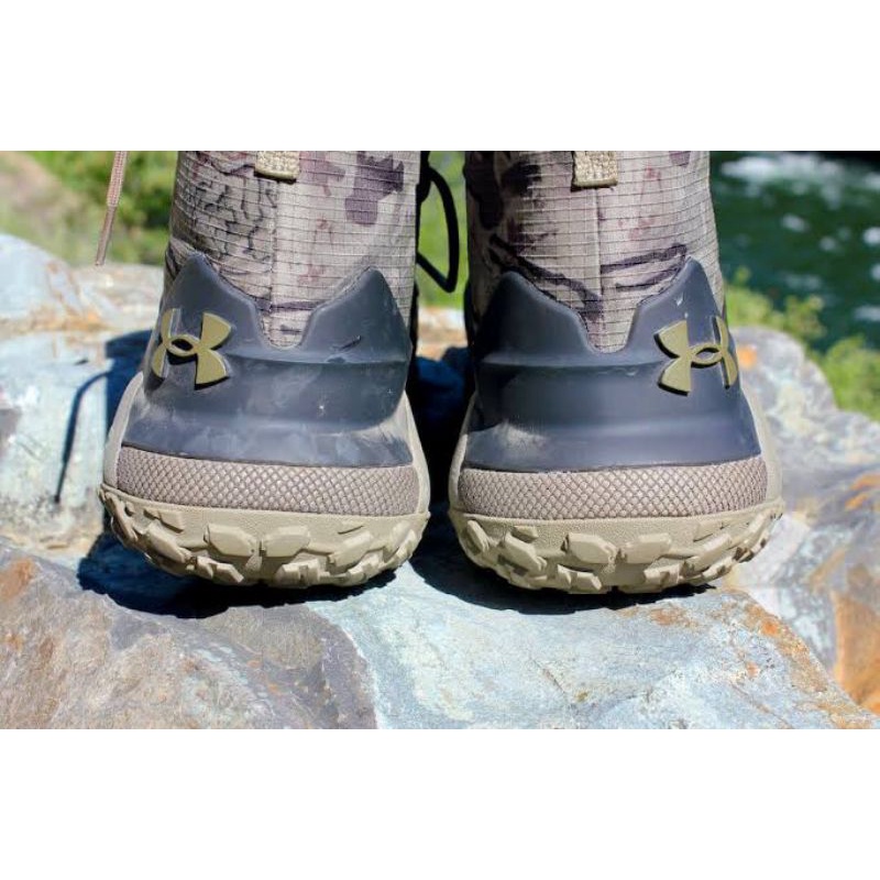 WARSHOP sepatu UA HOVR Dawn WP hiking boot / sepatu UA hiking HOVR Original Made in Vietnam