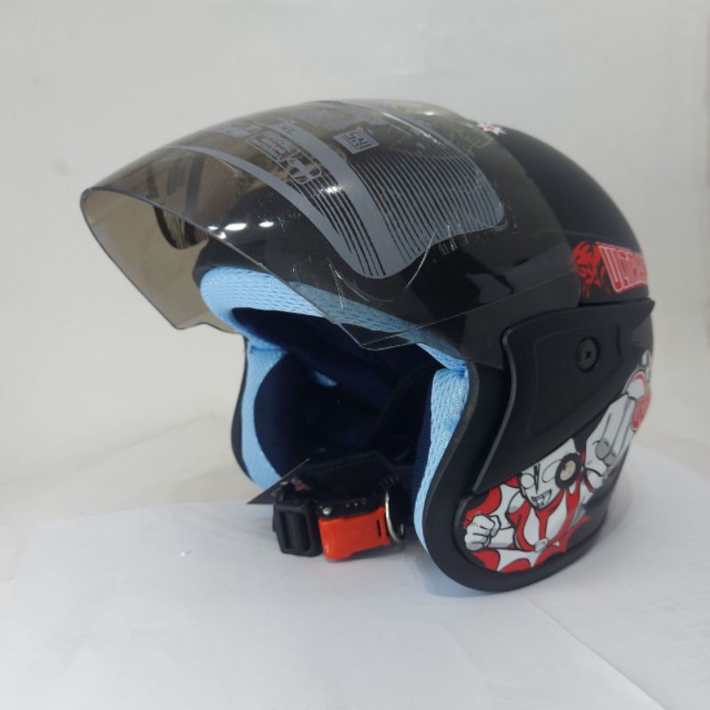 Helm Anak SKY ULTRAMAN 3 SD 9 Tahun