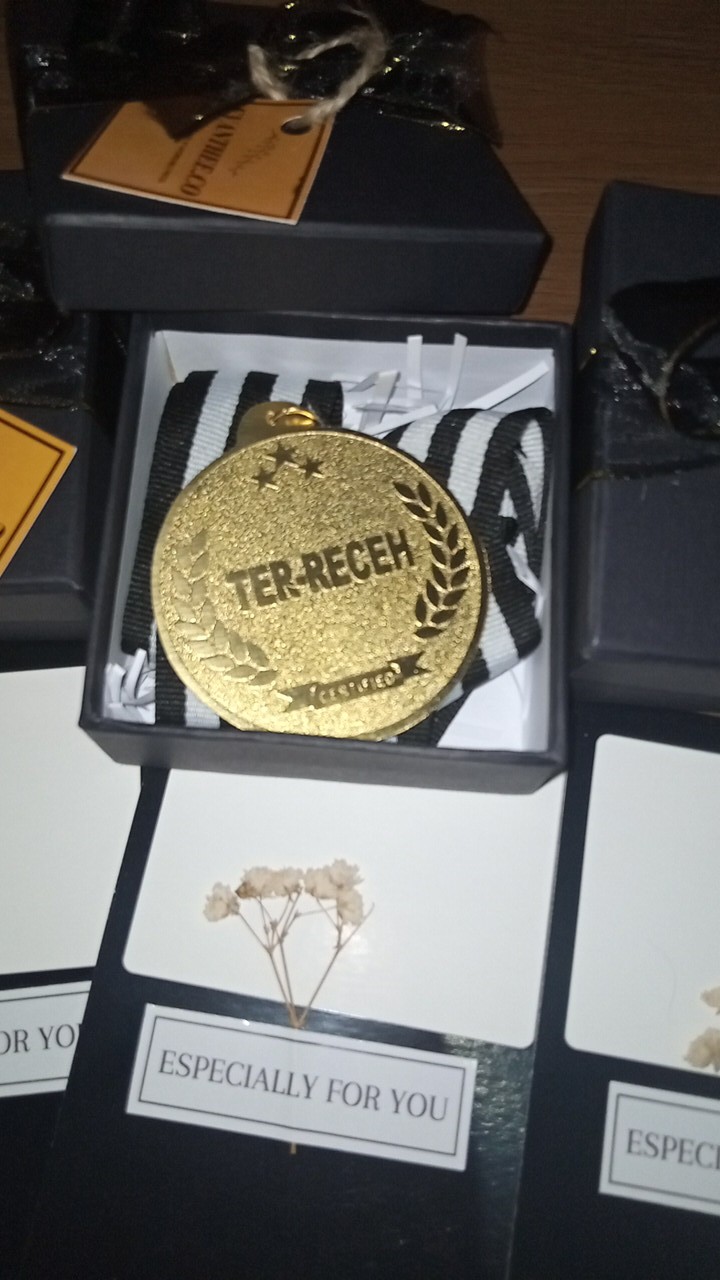 Medali Custom Premium Po