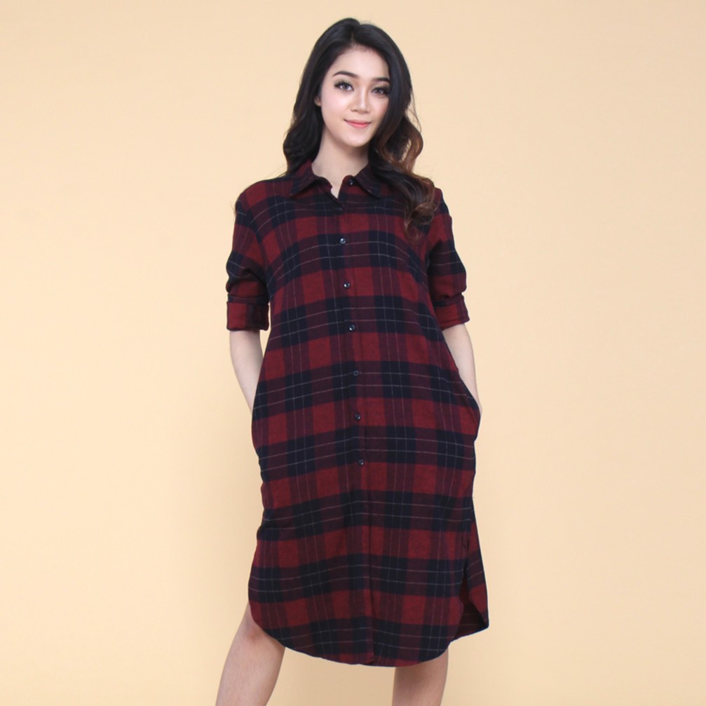 Benhill Kemeja Tunik Flanell Wanita Motif Kotak Merah Kombinasi Hitam  Art.0562-51435