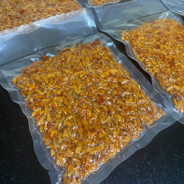 

Sambel Teri Tempe by @thefans.kitchen