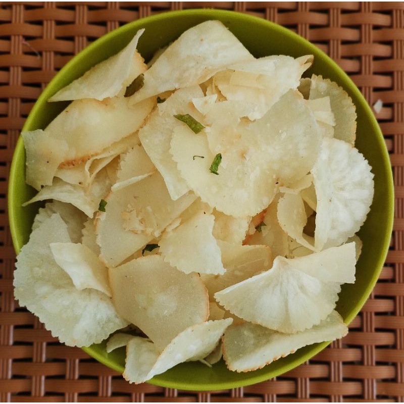 

Keripik Singkong, makanan ringan, cemilan, snack kiloan, makanan asin,keripik singkong bawang