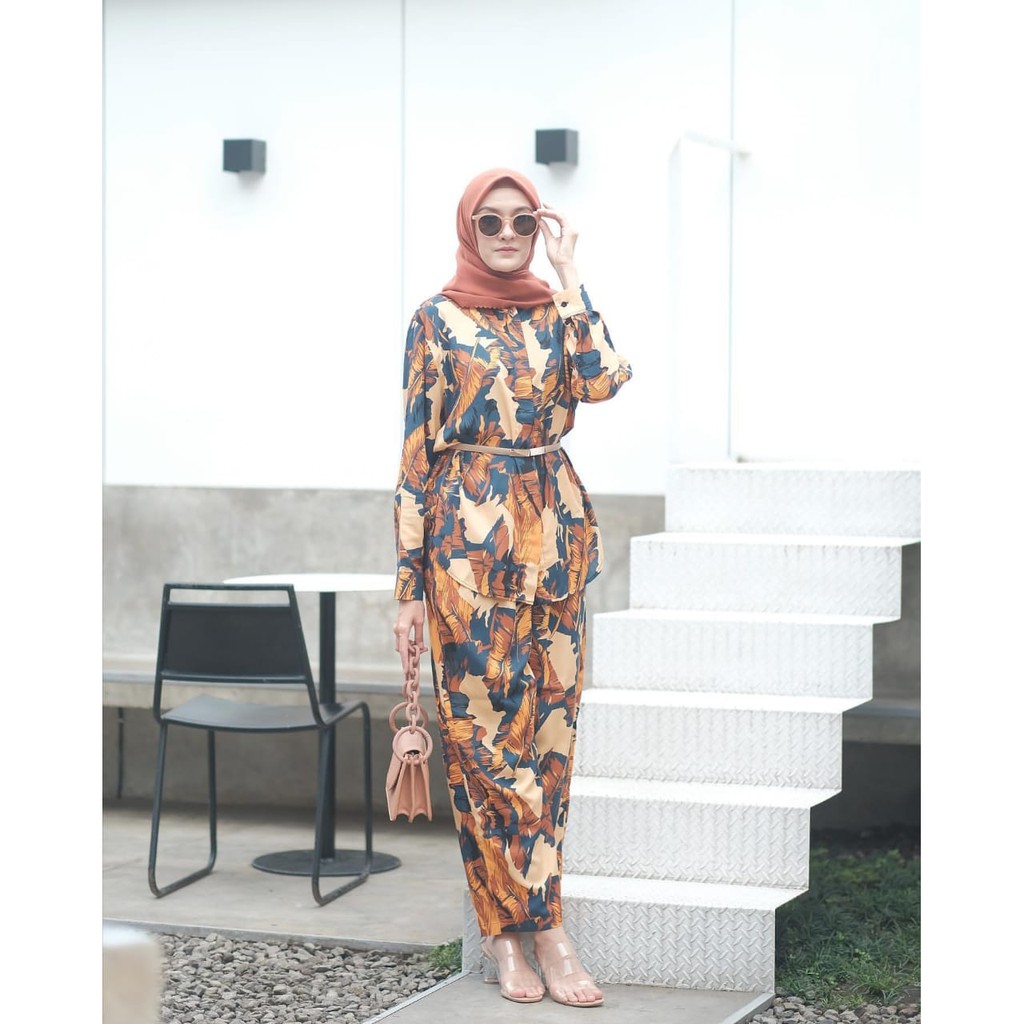 GHANIS SET//EYBERLI.ID