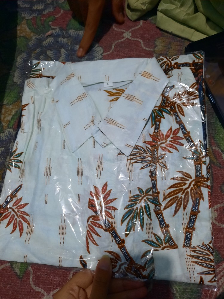 Batik Pria Terviral Di Shopee Motif Godong Pring Putih Hijau Murah Keren M L Xl Batik Pekalongan