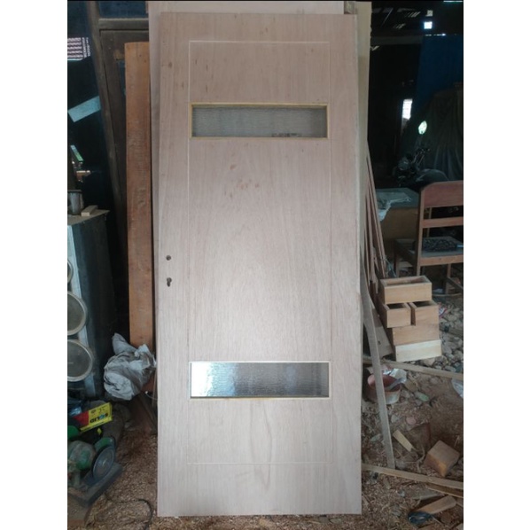 Kusen Pintu Single Daun Pintu Triplek Minimalis Variasi Kaca