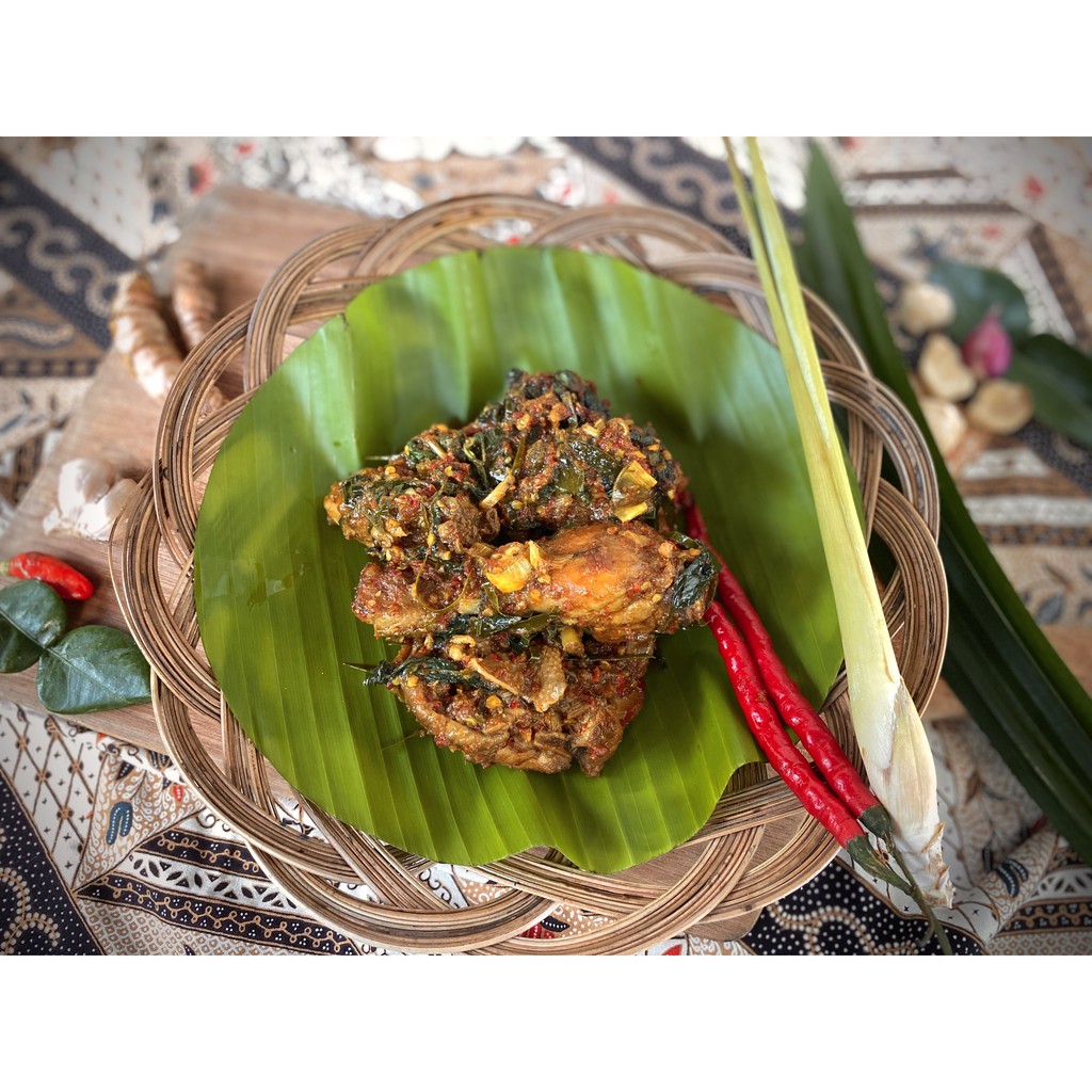 

Kampoeng Tjatjanan Ayam Woku