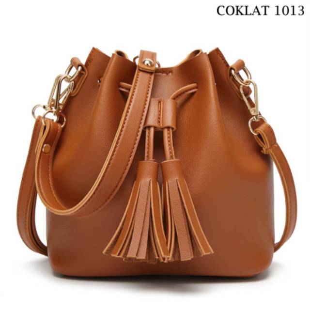 &quot;aurabagss&quot; - Tas Selempang Fashion Wanita Tas Batam Shoulders Bag Wanita Dewasa Semi Import Tas Selempang Serut