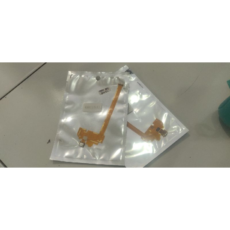 FLEXIBLE KONEKTOR CAS OPPO A57 ORI