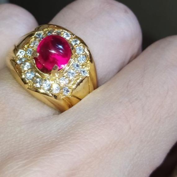 Cincin Batu Merah Delima