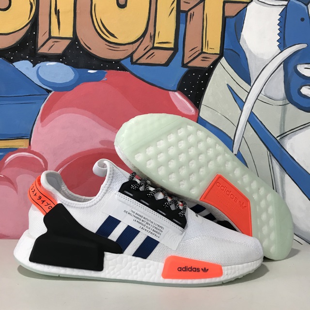 nmd r1 v2 orange and white