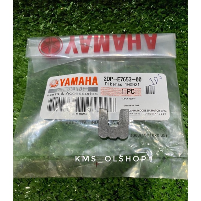 Piece Slide / Slider / Klip Clip Rumah  Roller Yamaha N MAX Asli YGP 2DP-E7653-00 (1 pcs)