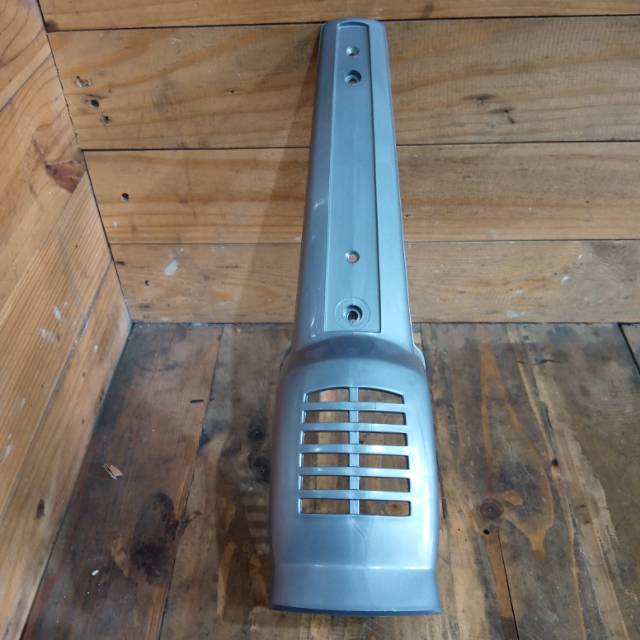 Horncase hidung dasi vespa pts 90 100 original