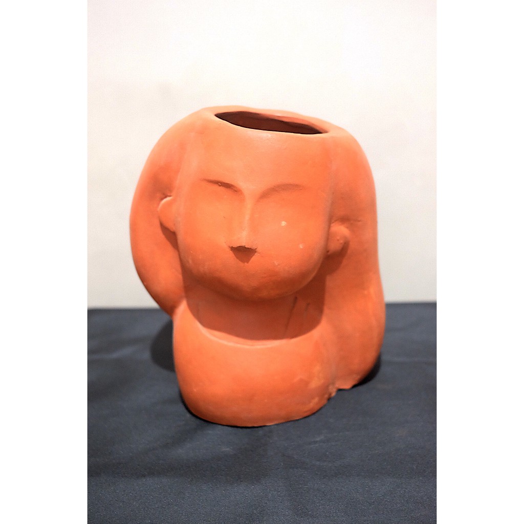  pot  gerabah girl long hair terakota tanah  liat  clay pot  