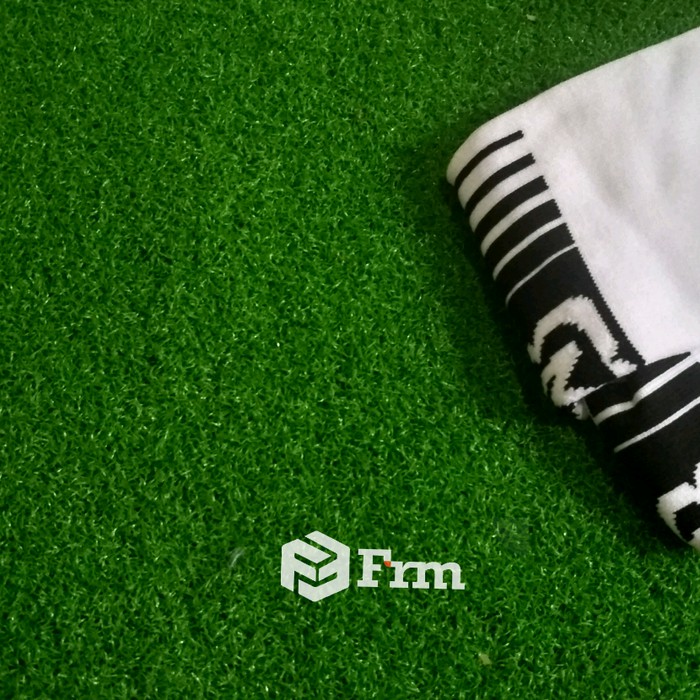 PROMO MBB APPAREL KAOS KAKI FUTSAL/BOLA PUTIH ( LOGO MBB )