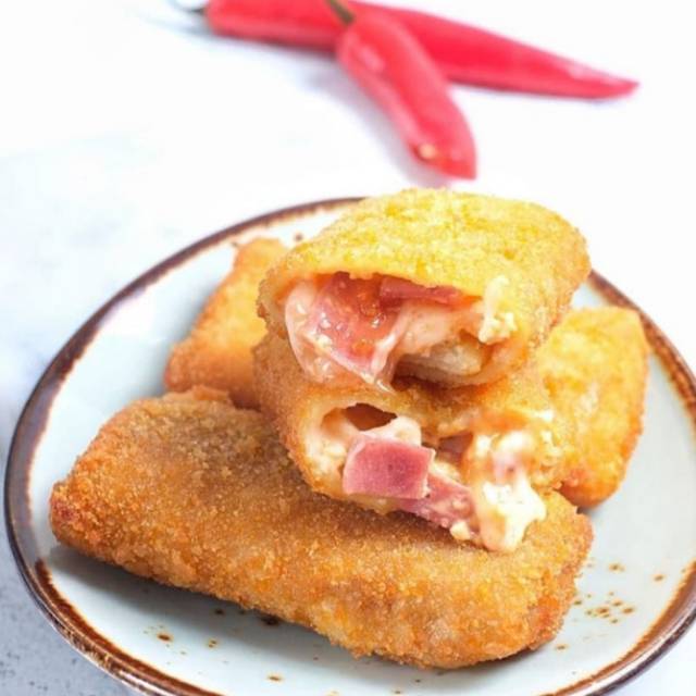 

Risol smokeedbeef cheese