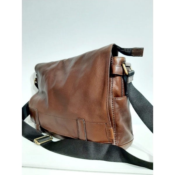 fossil brown leather messenger bag (preloved)