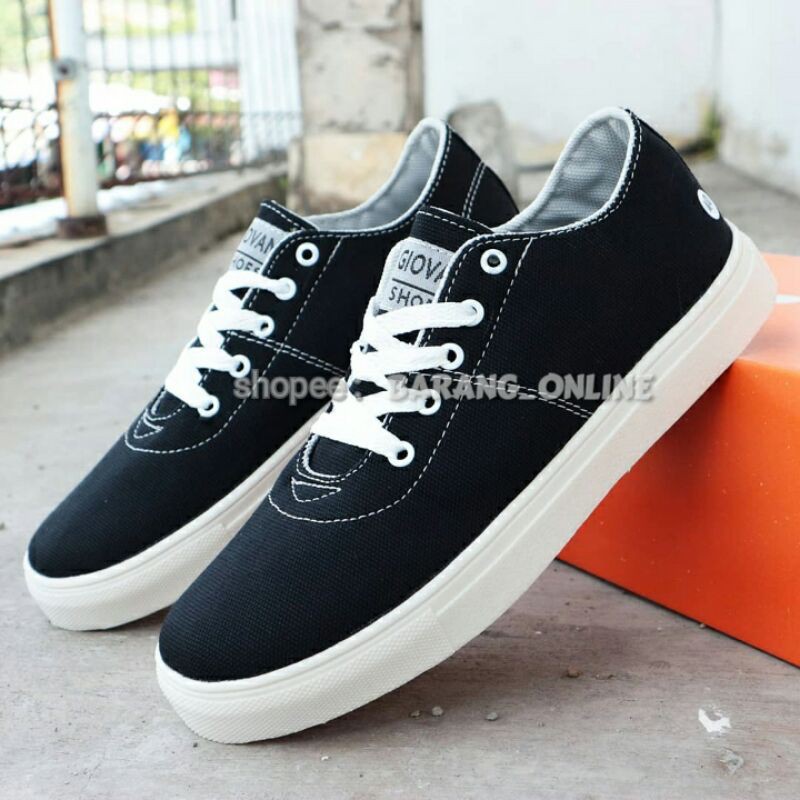 SEPATU PRIA GIOVAN AUTHENTIC HITAM CASUAL SNEKERS PRIA KASUAL KETS