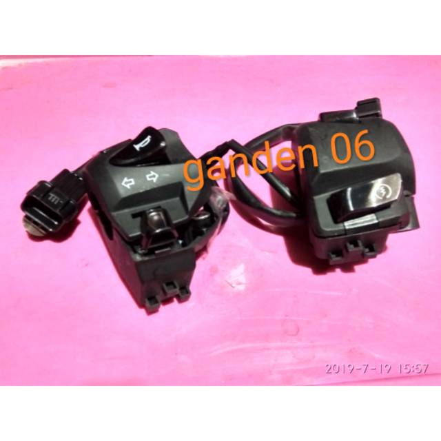 HOLDER SAKLAR SET KANAN KIRI VARIO 150 VARIO 125 NEW LED