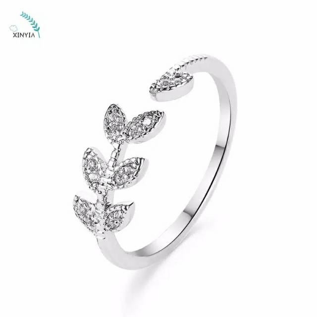 Cincin wanita  bentuk daun size 6