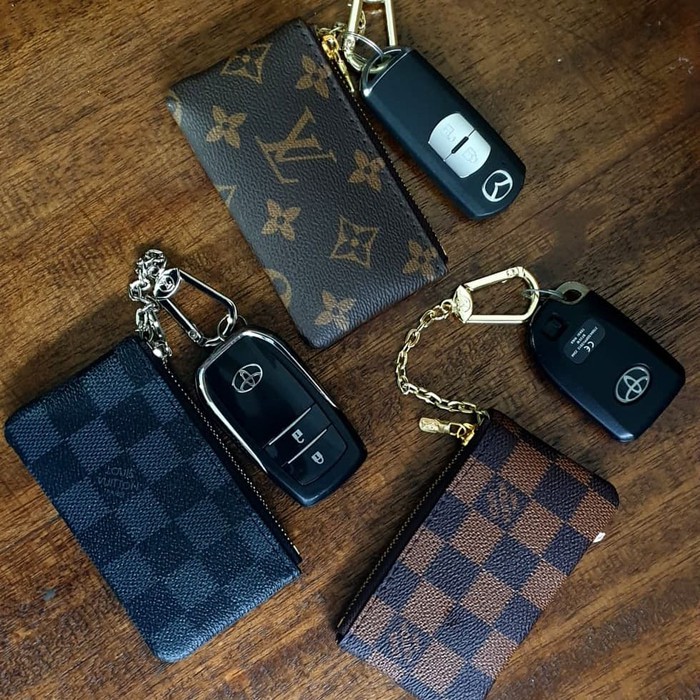 Key pouch LV gantungan kunci