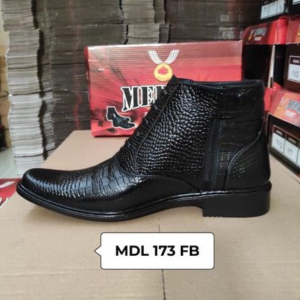 Sepatu Kulit PDH Pria semi boots Polri TNI security guard PNS sepatu kerja formal tampil lebih keren